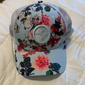 New Era Women's Light Blue Floral Steelers Cap